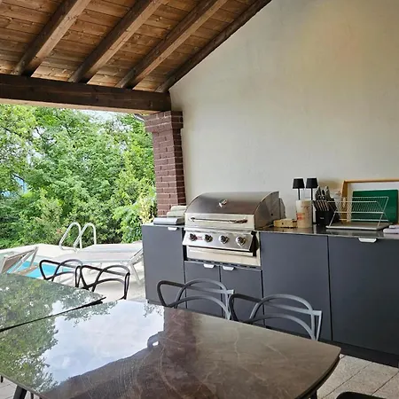 Fiordisole Villa *