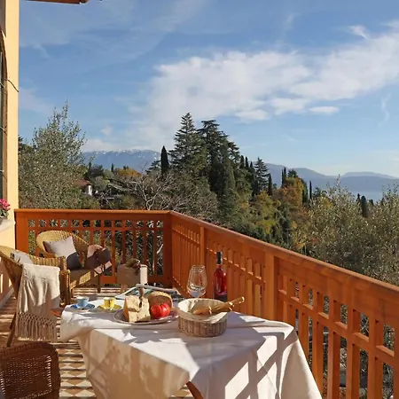Fiordisole Villa